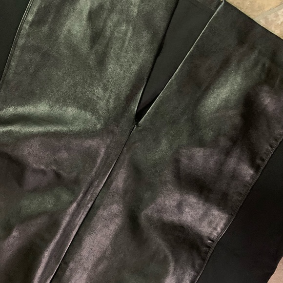 Melanie Lyne size 16  bk faux leather skirt - Picture 4 of 4